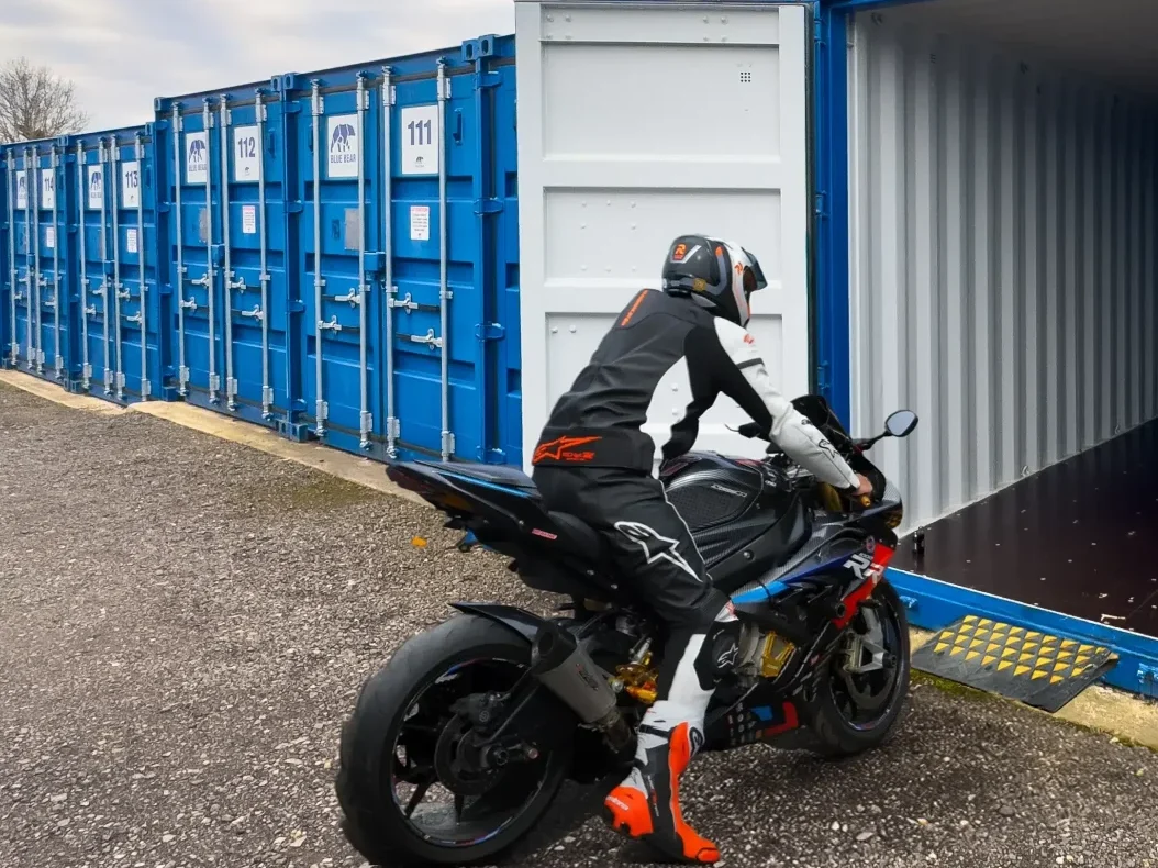 Vehicle Storage in Huntingdon